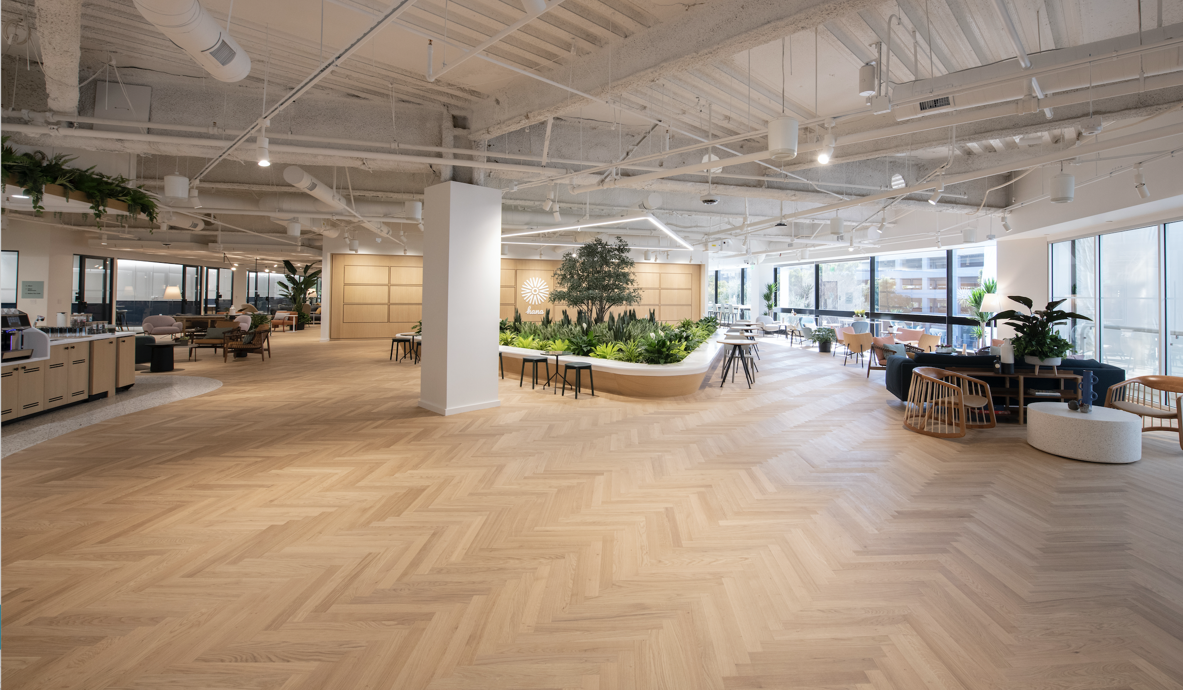 Backed by CBRE, Hana at Park Place brings 60,000-plus square feet of private offices, workspaces meeting rooms and coworking space to Irvine, CA. 